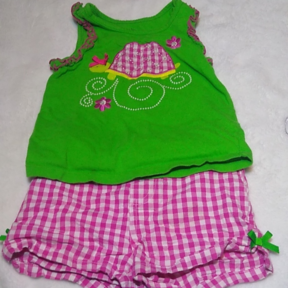 Cute 🥰 Pink Plaid Girls 3T Shorts Outfit